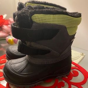 Toddler snow boots